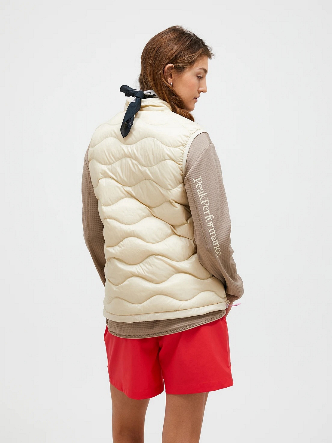 W Helium Utility Down Vest (SS25) - Peak Performance Whistler